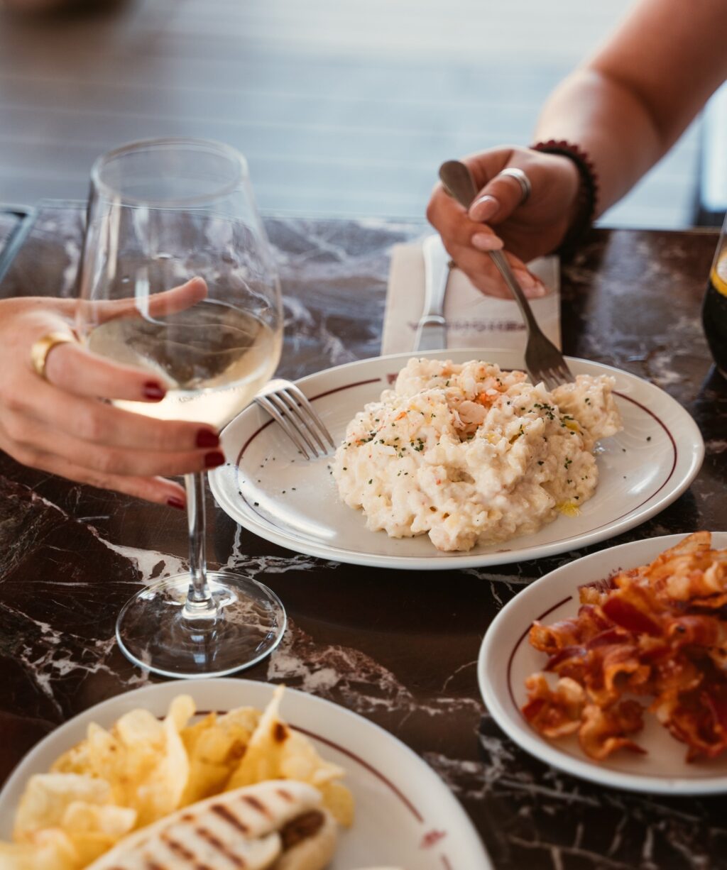 Instagram post from lafenomena_puerto. This post is in position 0.