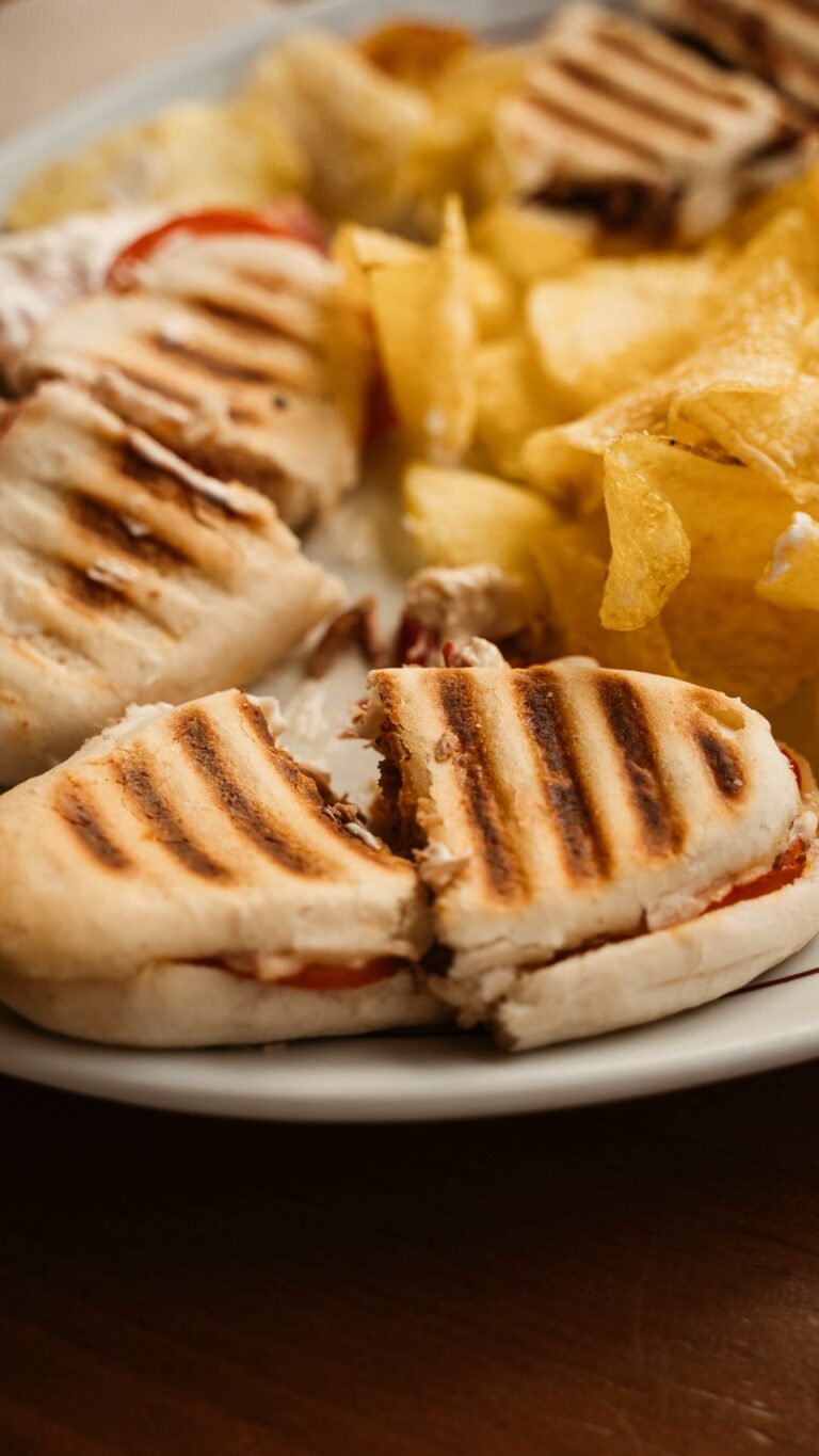 Instagram post from lafenomena_puerto. This post is in position 1.