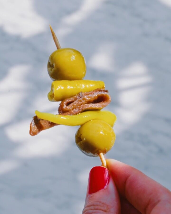 Instagram post from lafenomena_puerto. This post is in position 1.