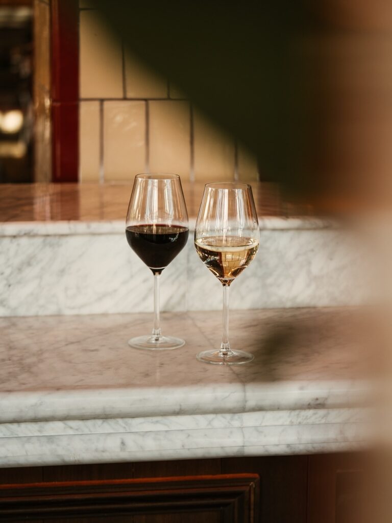 Instagram post from lafenomena_puerto. This post is in position 2.