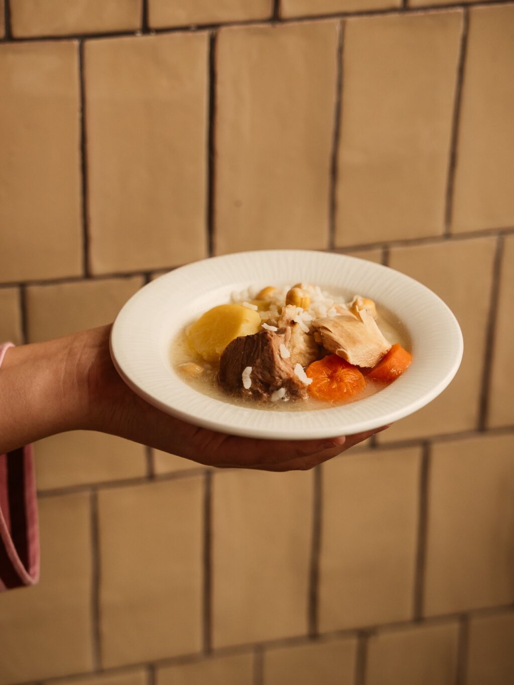 Instagram post from lafenomena_puerto. This post is in position 0.